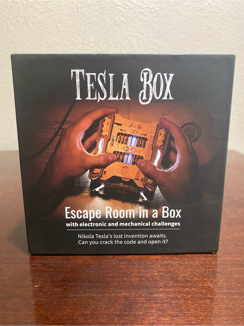 Escape Room in a Box, Puzzle Potato Tesla Box.